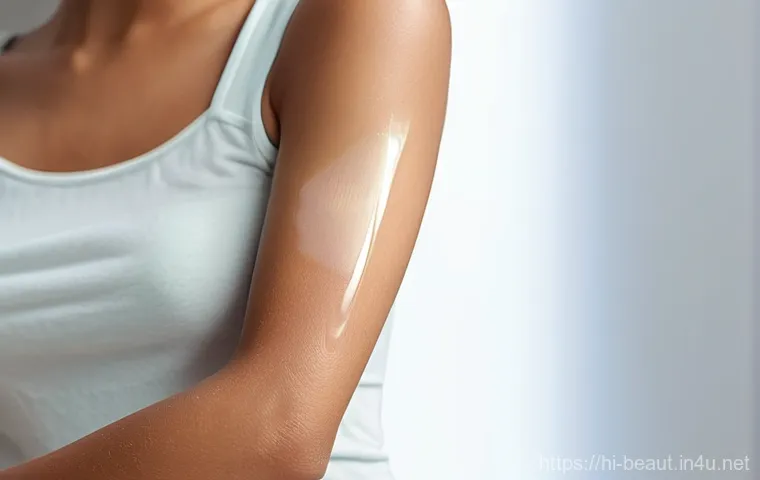 왁싱 시술 후 바르는 크림 추천 - **Prompt: Post-Waxing Soothe and Comfort**
    A young South Asian woman, in her mid-20s, with a gen...